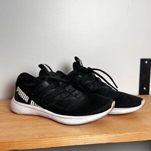 Puma Women's Black and White Sneakers